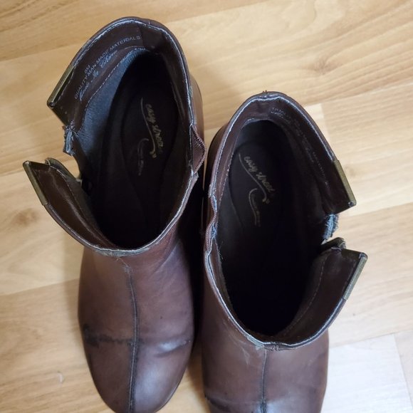 Easy Street Brown Ankle Boots Size 8 - Picture 6 of 9